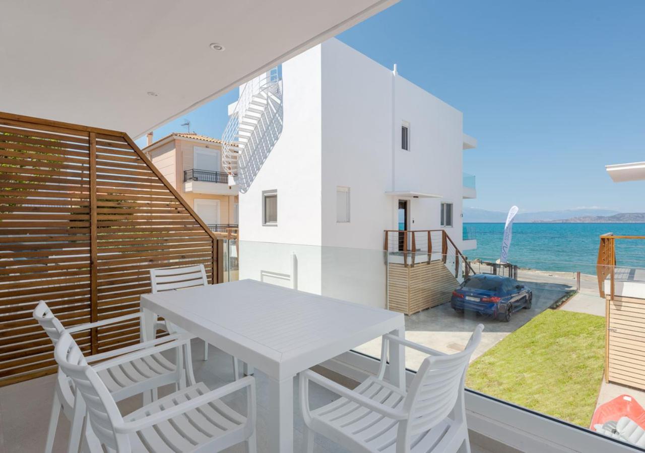 Costa Vasia Seaside Suites And Apartments Vrahati Eksteriør billede