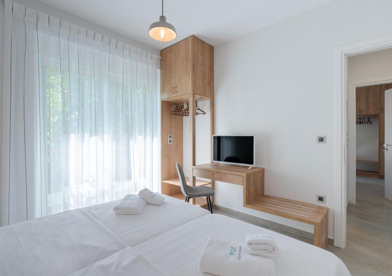 Costa Vasia Seaside Suites And Apartments Vrahati Eksteriør billede